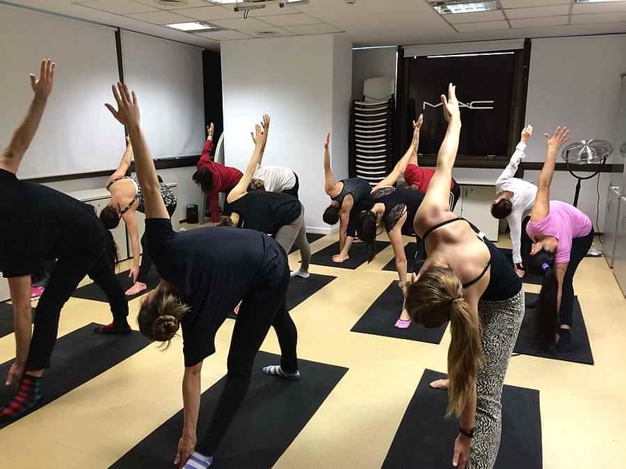 Yoga en empresas · Estée Lauder